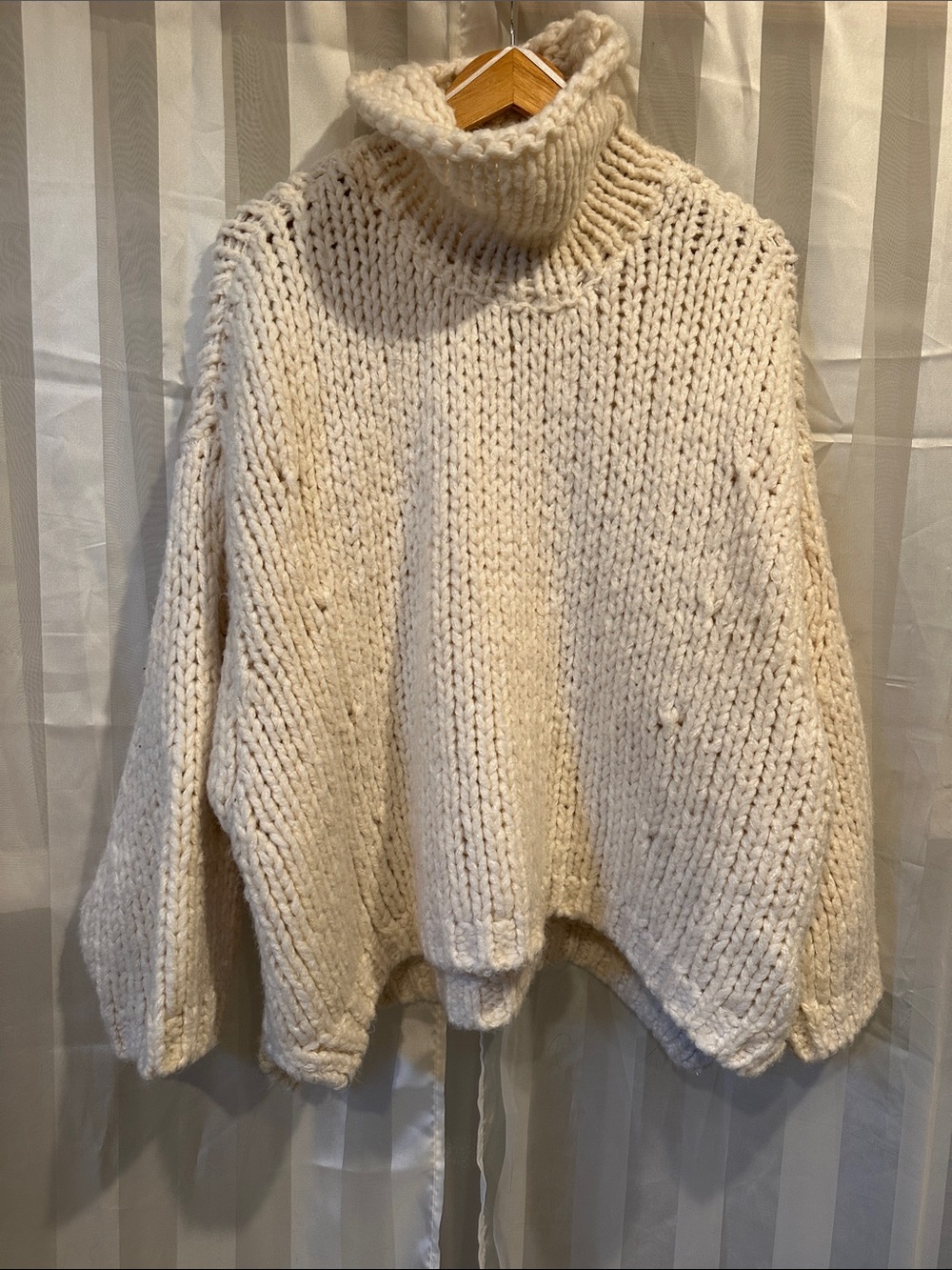 Anthropologie Cream Chunky Turtleneck Sweater